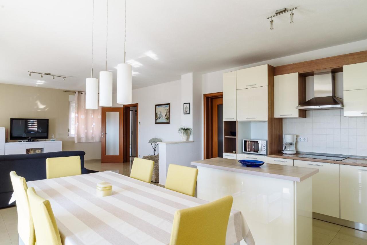 Apartman Niko Kaštela Kültér fotó