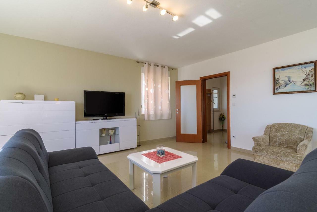 Apartman Niko Kaštela Kültér fotó